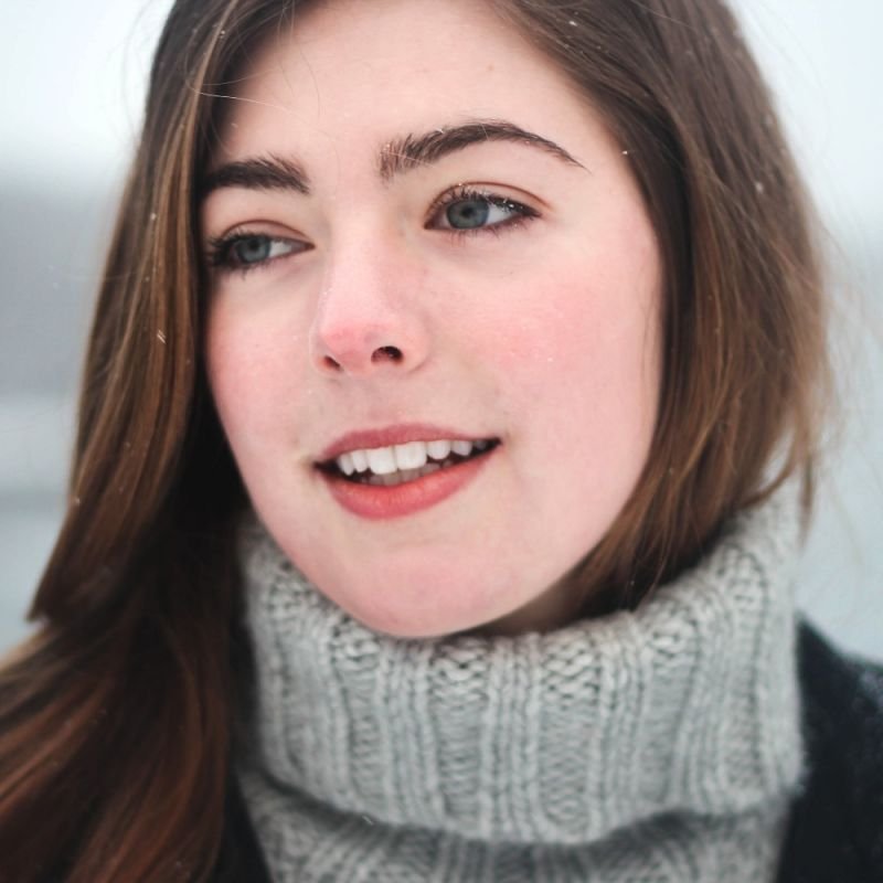 Placeholder portrait 4 (dummy image – replace with real client photo)